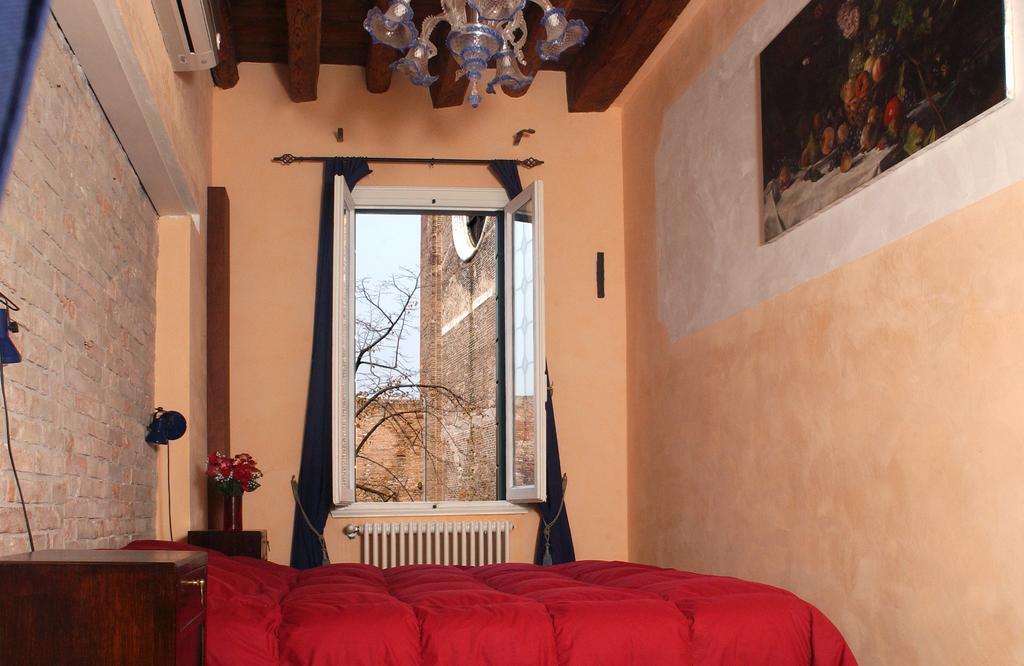 Ca Tornielli Apartment Венеция Номер фото