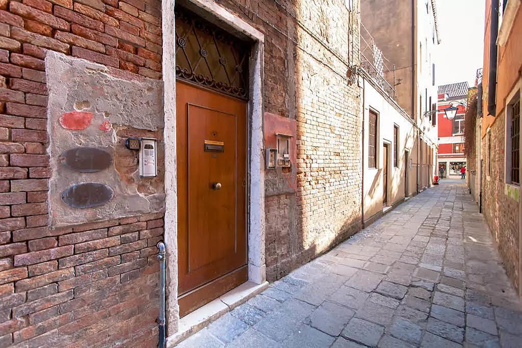 Ca Tornielli Apartment Венеция Экстерьер фото