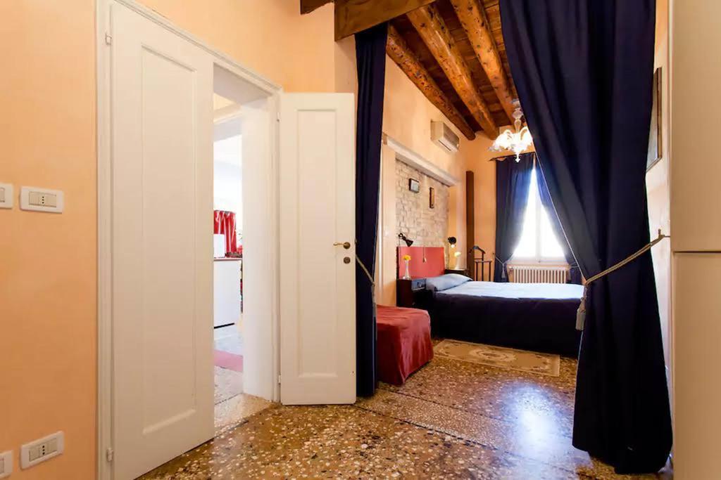 Ca Tornielli Apartment Венеция Экстерьер фото